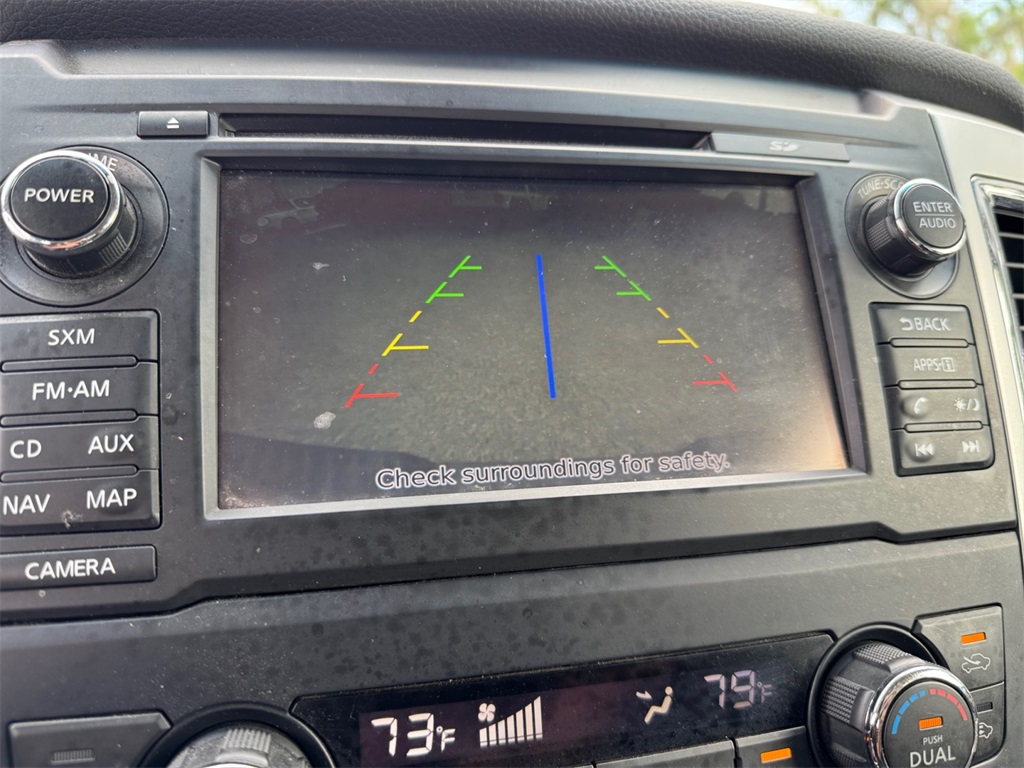 Vehicle image 17 of 20