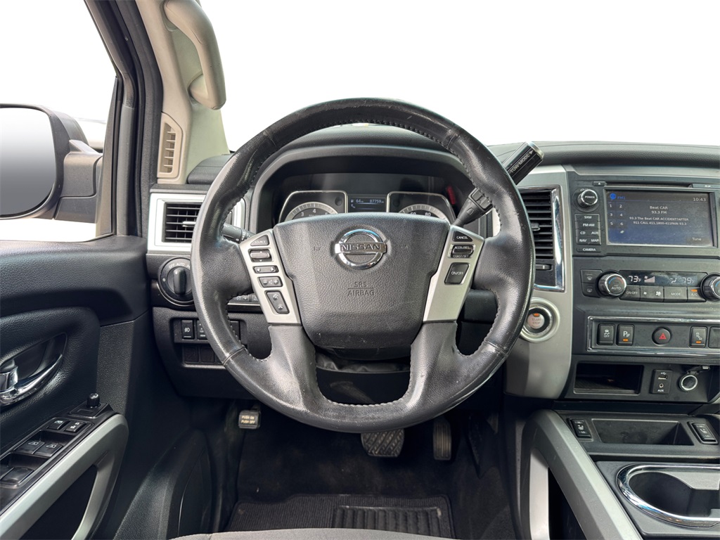 Vehicle image 12 of 20