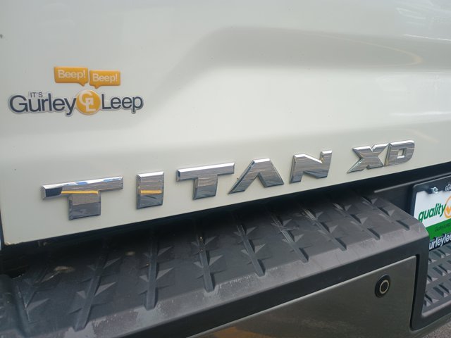 Vehicle image 11 of 32