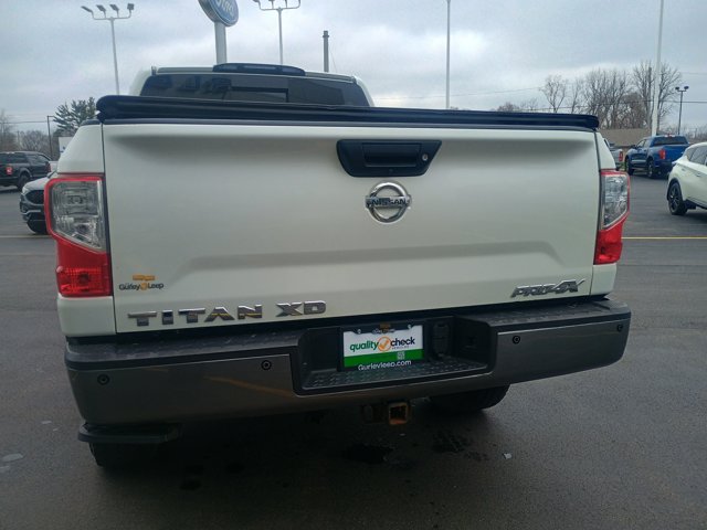 Vehicle image 4 of 32