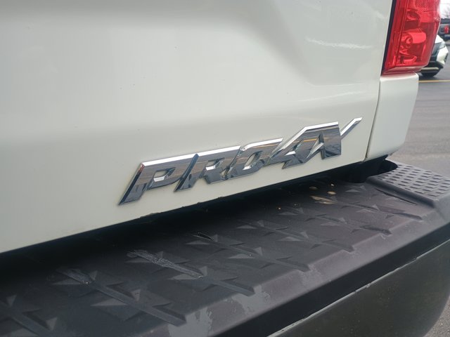 Vehicle image 13 of 32