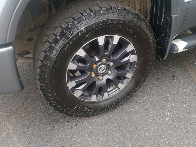Vehicle image 7 of 32