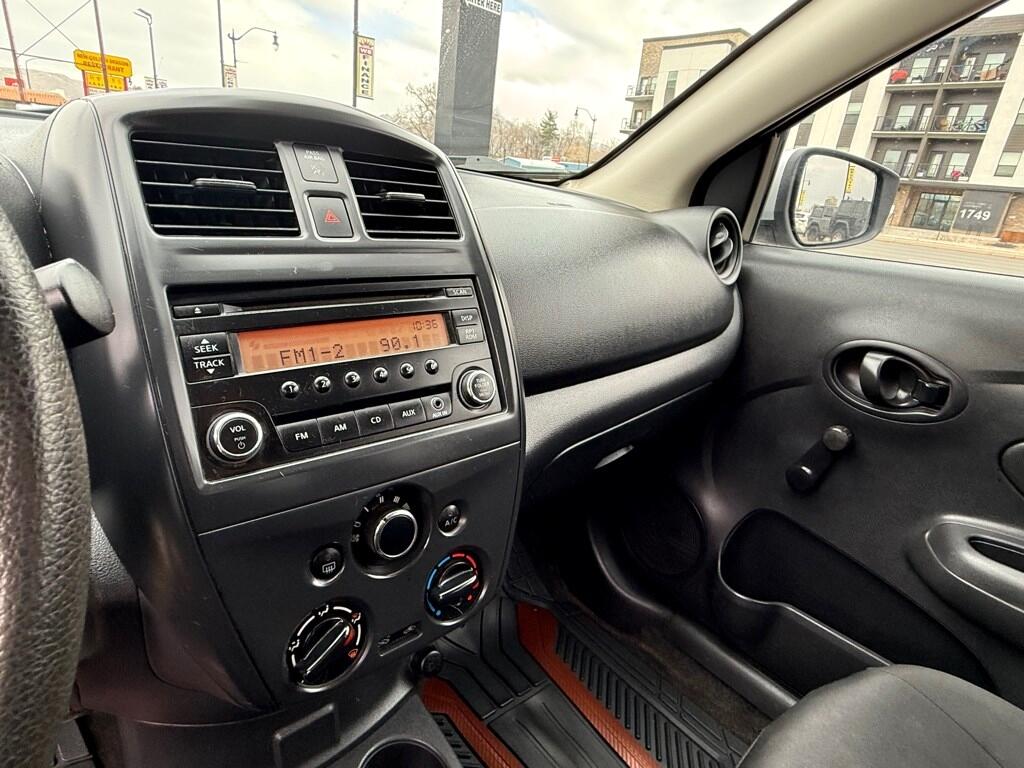 Vehicle image 17 of 20