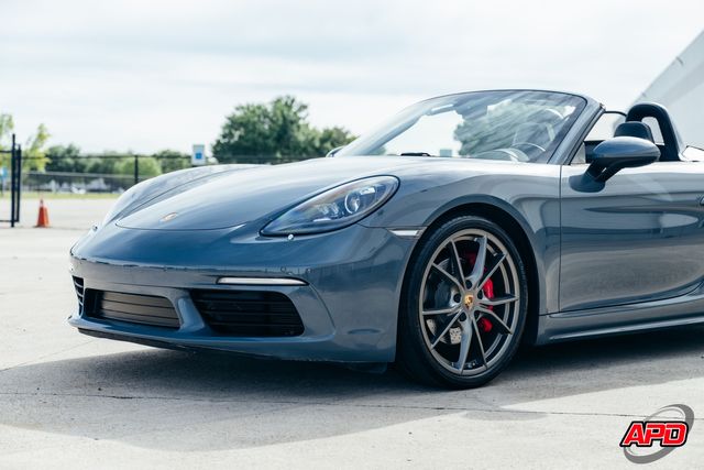 2017 Porsche 718 Boxster S Image 3 of 75