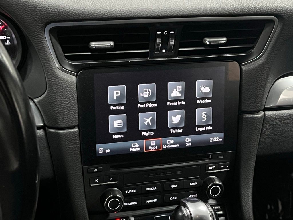 Vehicle image 23 of 44