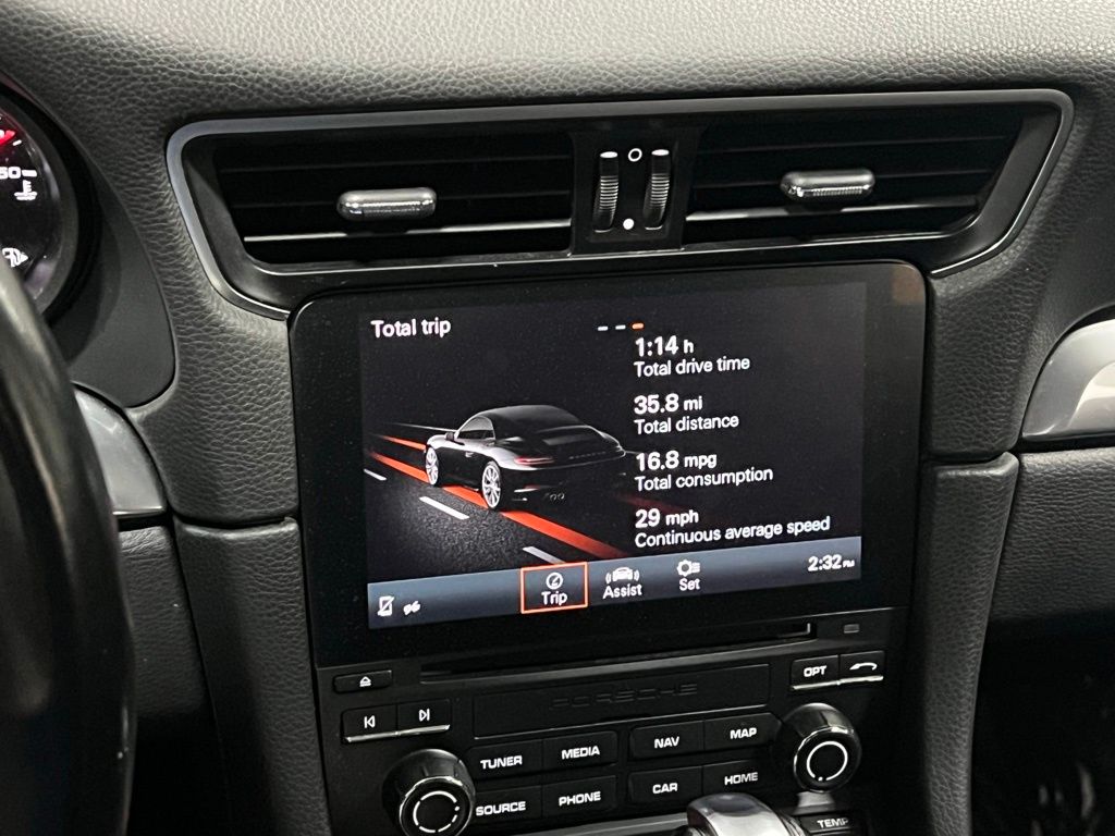 Vehicle image 20 of 44