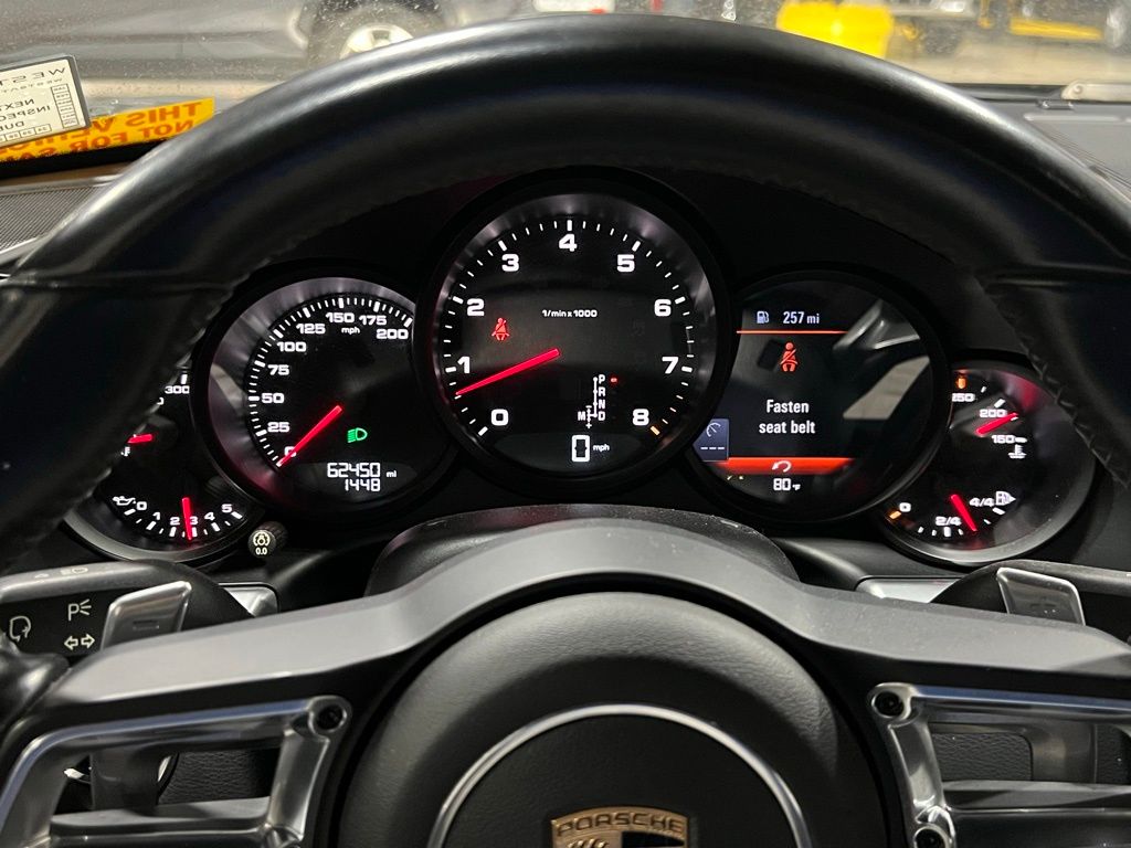 Vehicle image 15 of 44