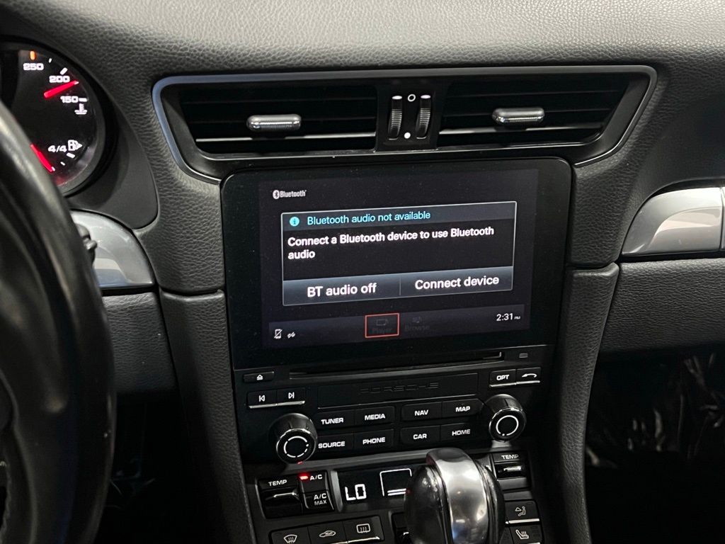 Vehicle image 18 of 44