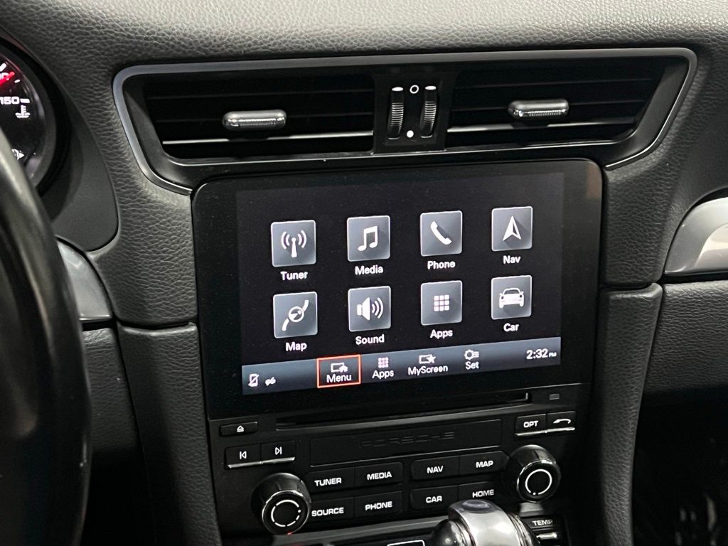 Vehicle image 22 of 44