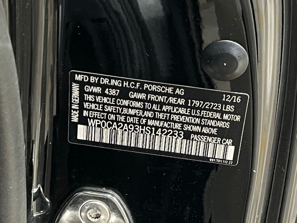 Vehicle image 27 of 44