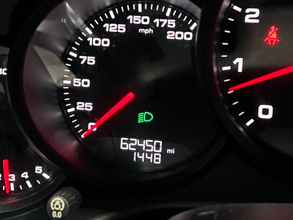 Vehicle image 16 of 44