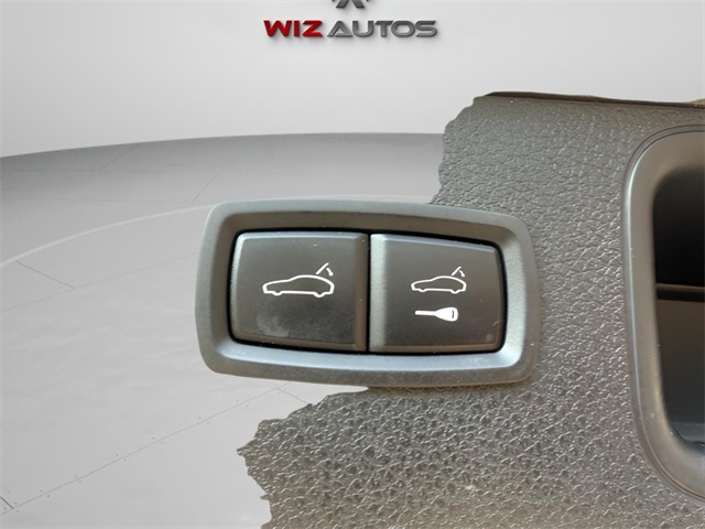 2017 Porsche Macan Base Image 22 of 22