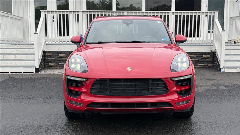 2017 Porsche Macan GTS Image 3 of 49
