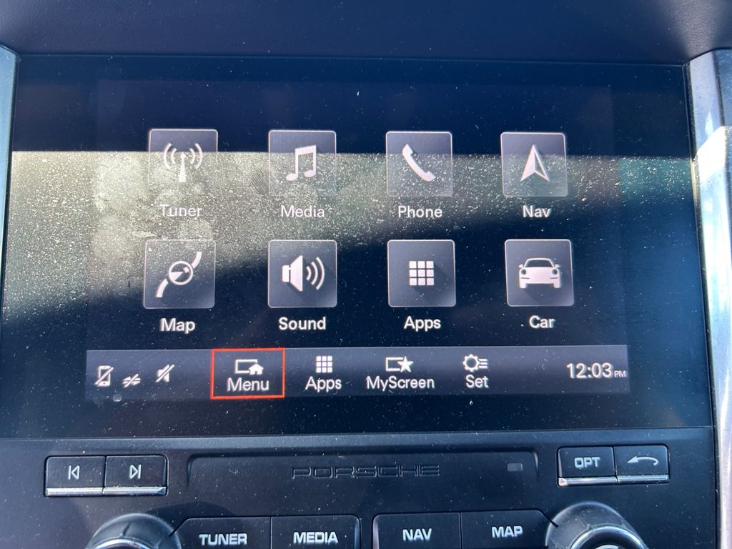 2017 Porsche Macan GTS Image 29 of 30