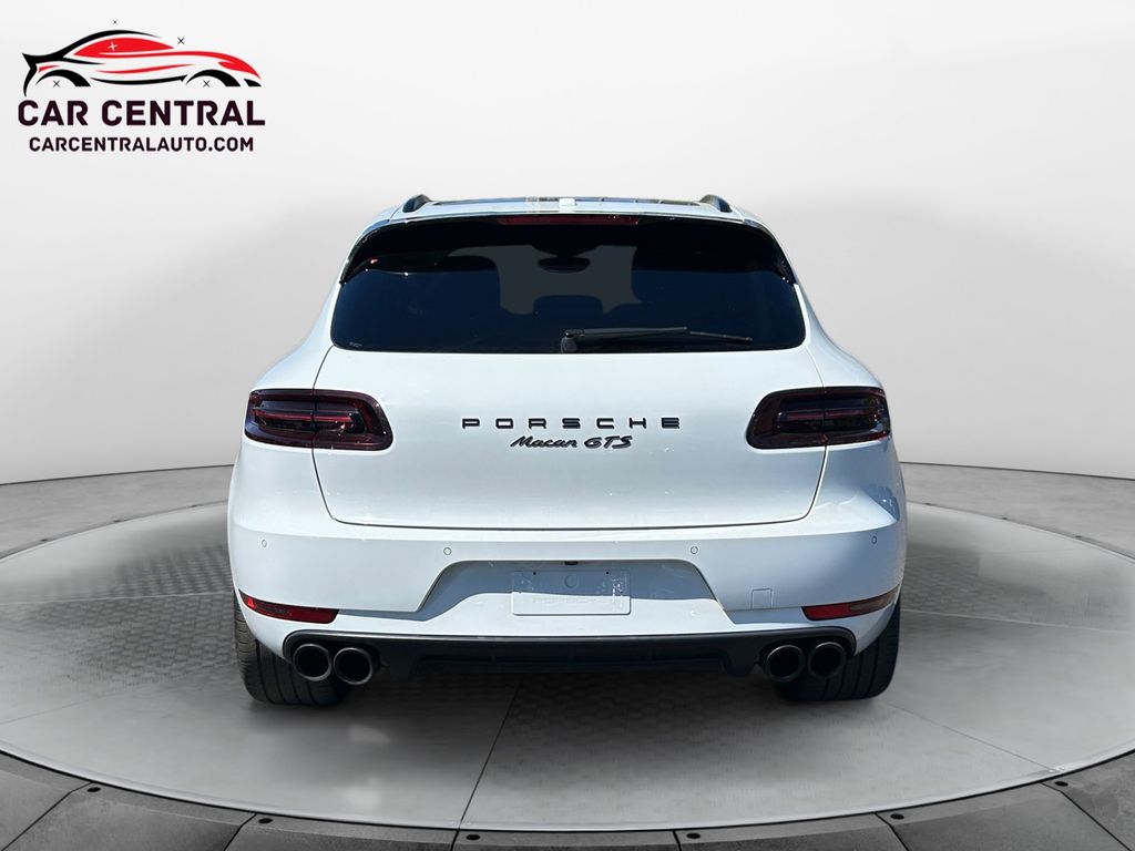 2017 Porsche Macan GTS Image 6 of 30