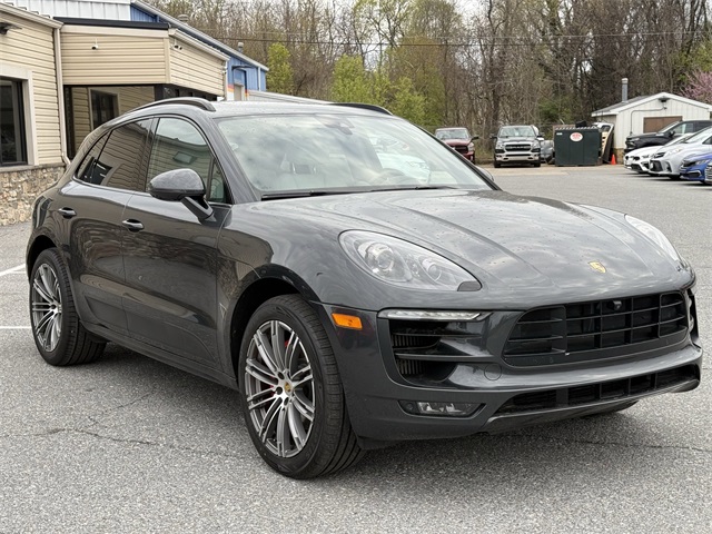 Vehicle image 3 of 25