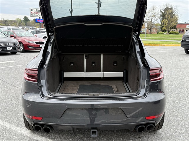 Vehicle image 12 of 25