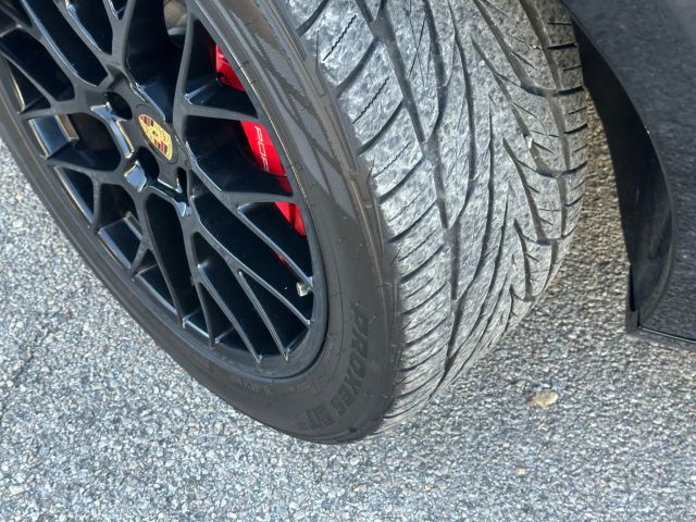 2017 Porsche Macan GTS Image 16 of 38