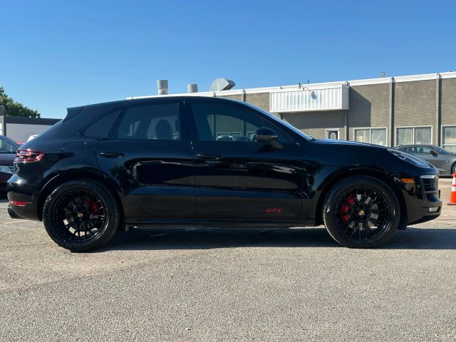 2017 Porsche Macan GTS Image 6 of 38