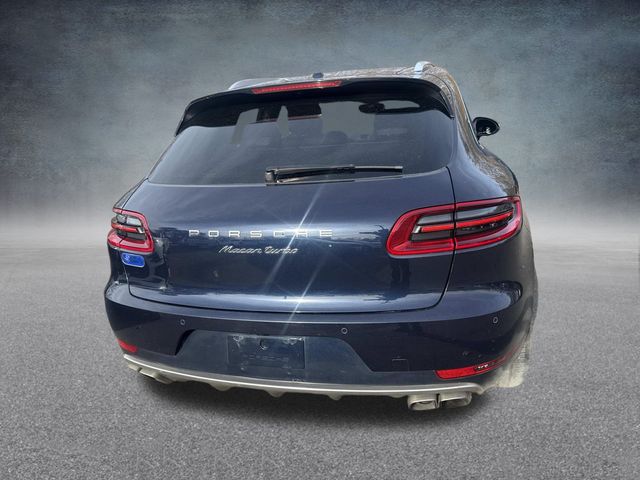 2017 Porsche Macan Turbo Image 6 of 34