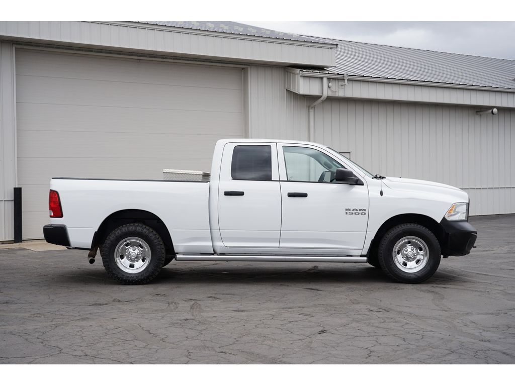 Vehicle image 7 of 28