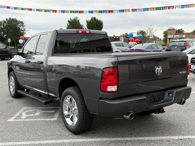 Vehicle image 6 of 24