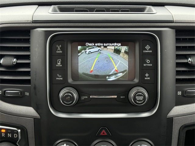 Vehicle image 16 of 24