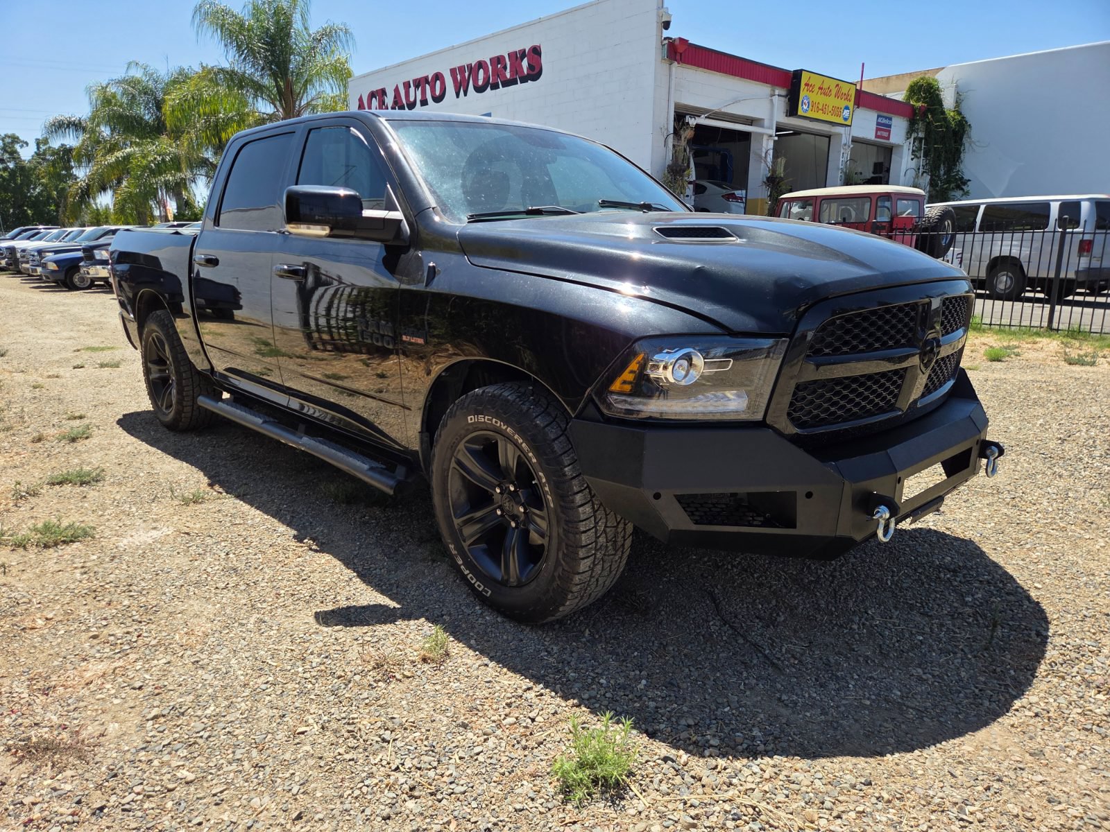 2017 Ram 1500 Night Image 3 of 21