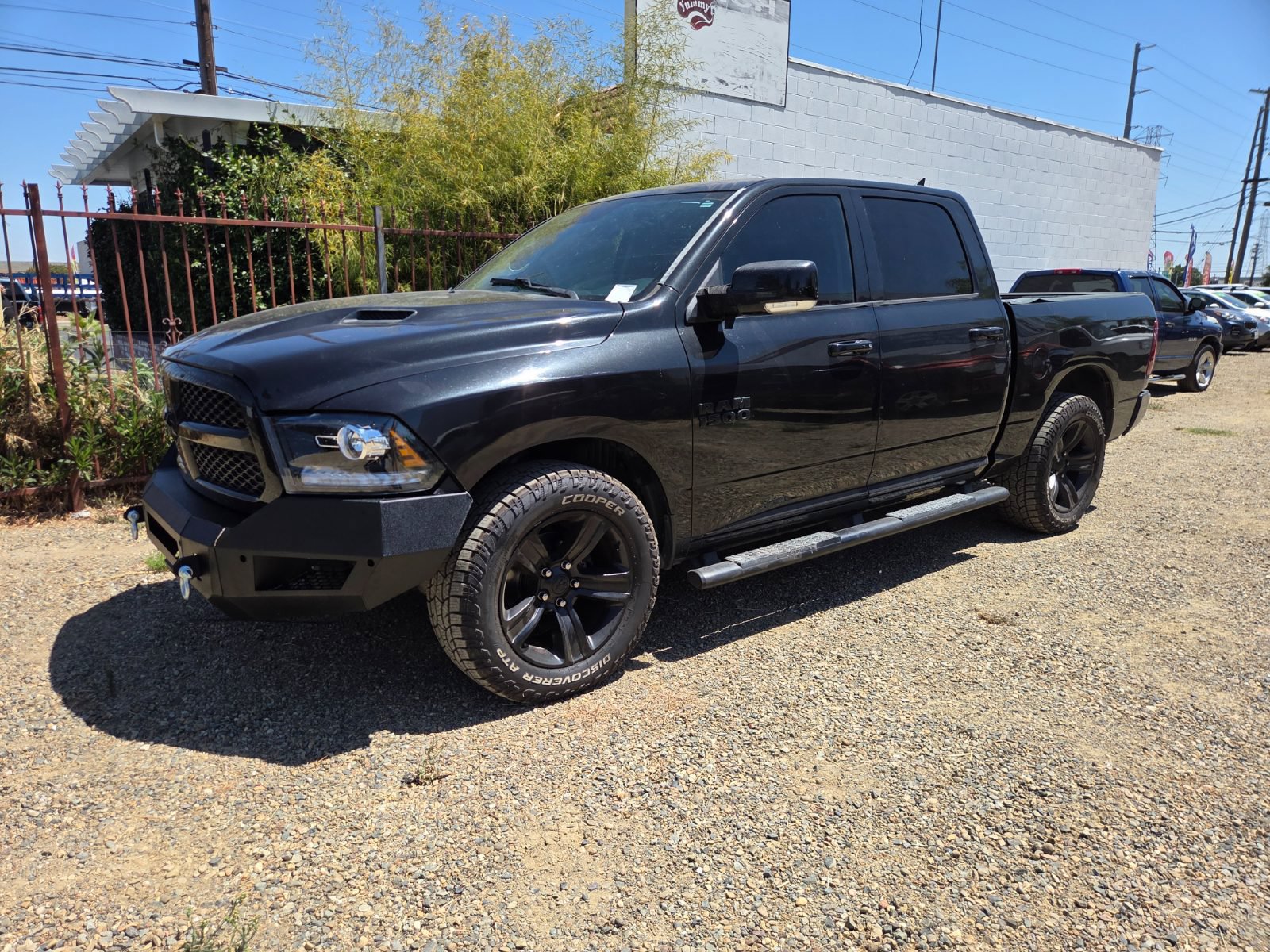 2017 Ram 1500 Night Image 1 of 21
