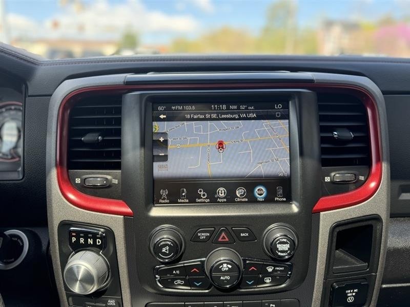 Vehicle image 22 of 31