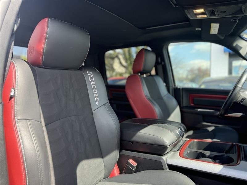 Vehicle image 11 of 31