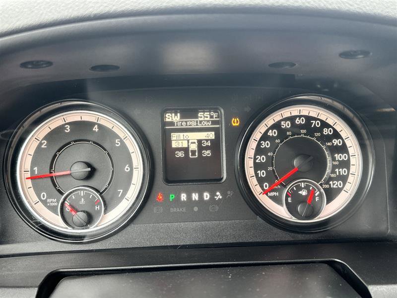 Vehicle image 12 of 17