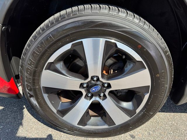 Vehicle image 16 of 50