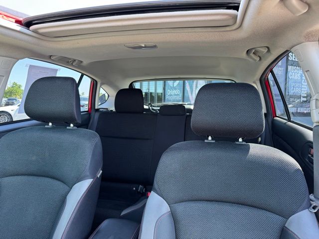 Vehicle image 27 of 50