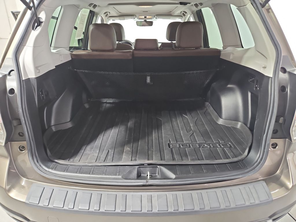2017 Subaru Forester Touring Image 11 of 30
