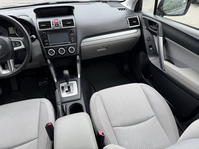 Vehicle image 65 of 92