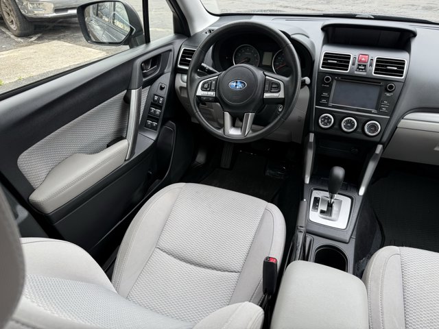 Vehicle image 64 of 92