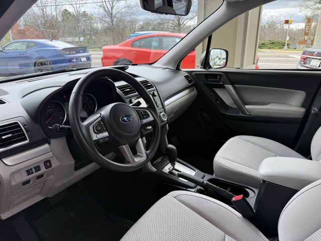 Vehicle image 54 of 92