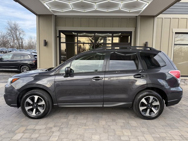 Vehicle image 37 of 92