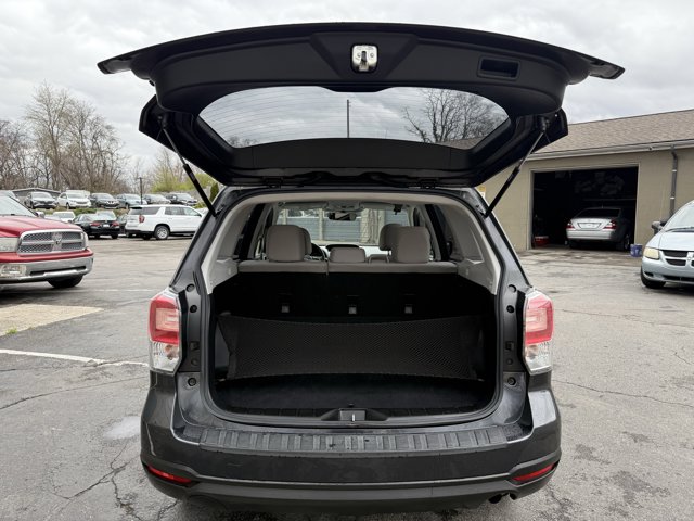 Vehicle image 90 of 92