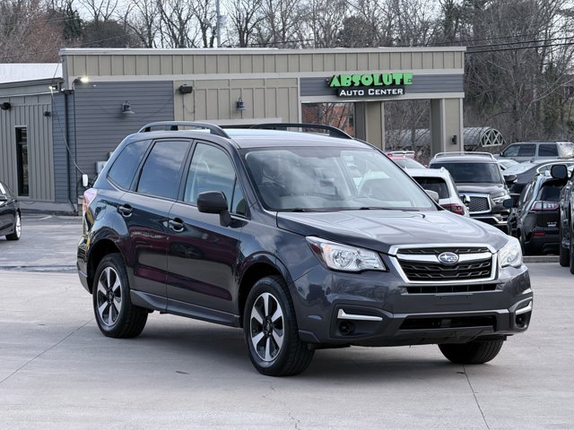 Vehicle image 15 of 92