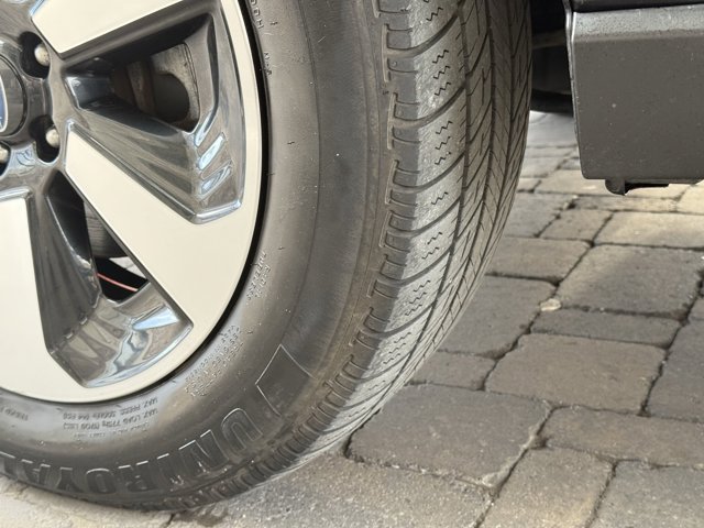 Vehicle image 47 of 92