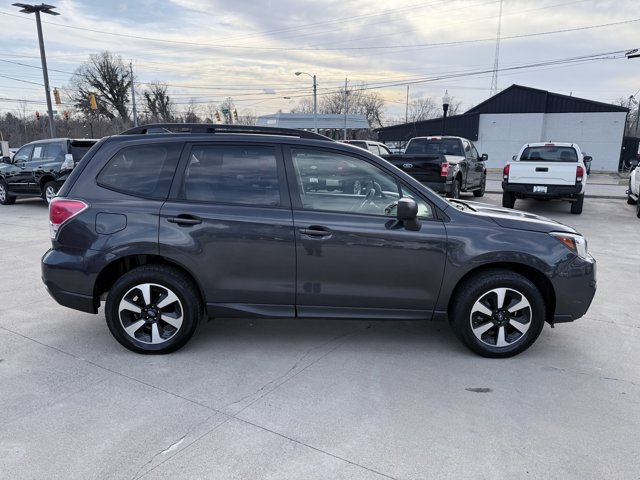 Vehicle image 24 of 92