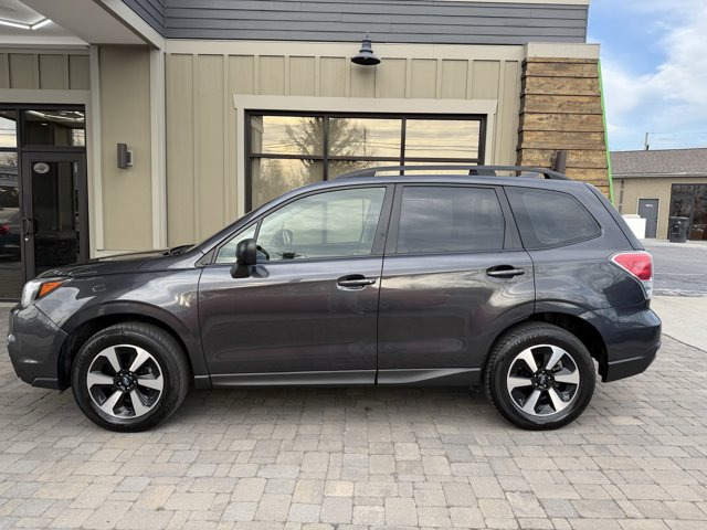 Vehicle image 35 of 92