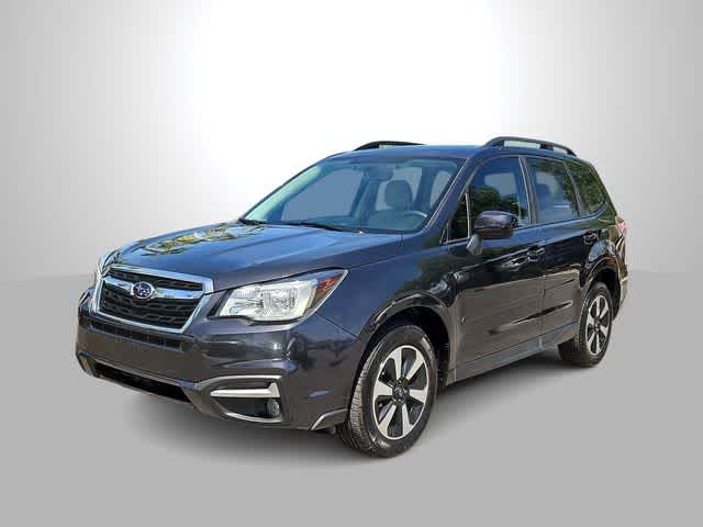 2017 Subaru Forester Premium Image 2 of 36