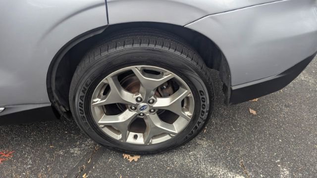 2017 Subaru Forester Touring Image 13 of 44