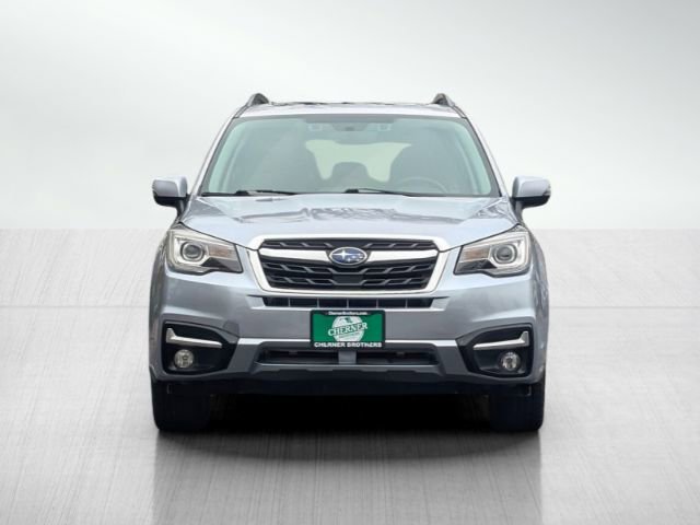 2017 Subaru Forester Touring Image 2 of 44