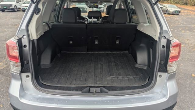 2017 Subaru Forester Touring Image 15 of 44