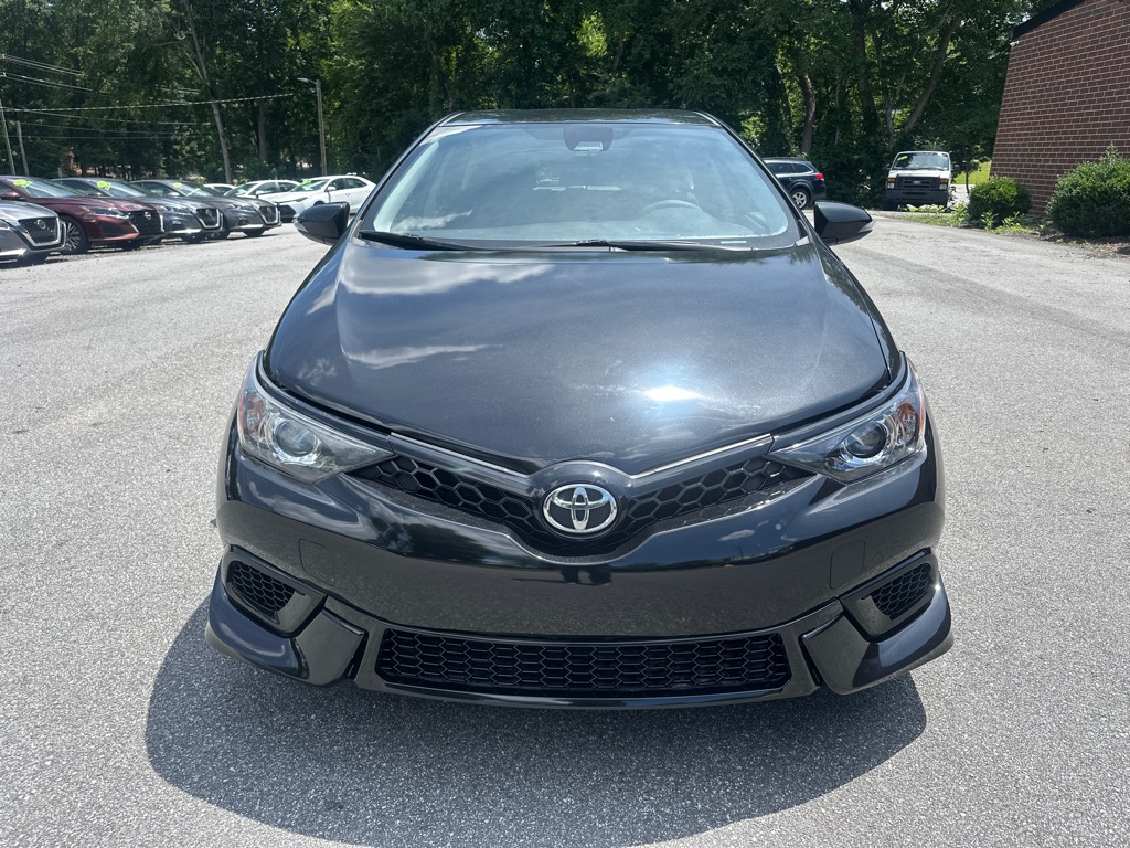 Vehicle image 2 of 49