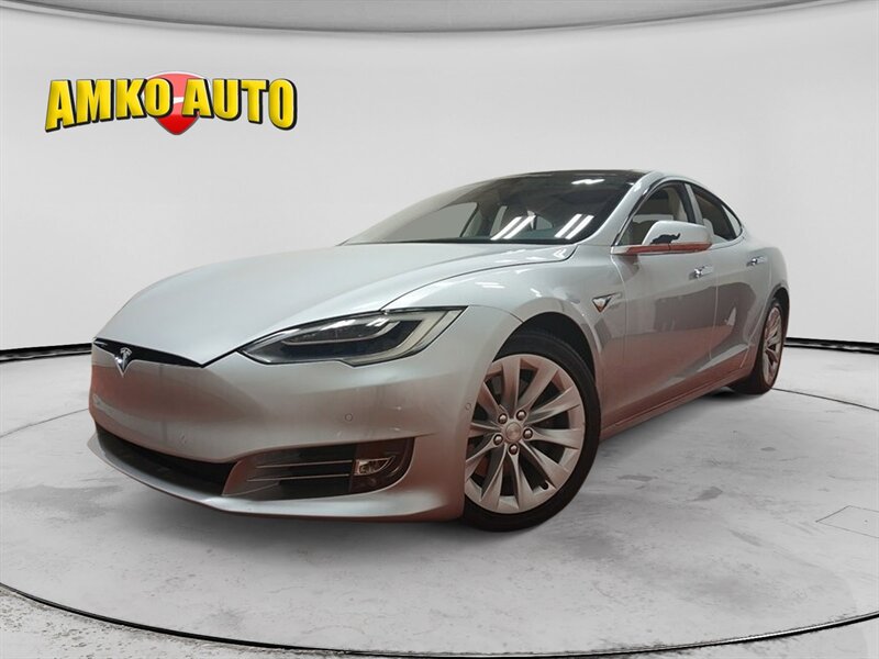 2017 Tesla Model S 75D Image 1 of 29